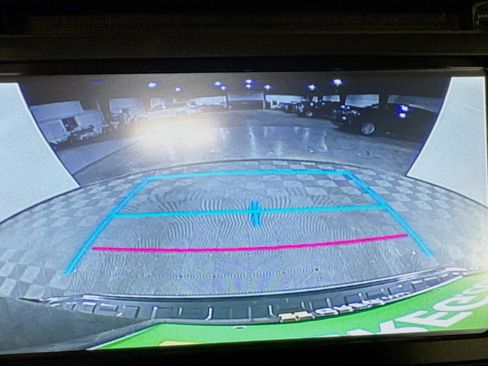 Used 2018 Toyota 4Runner TRD Off-Road image 18