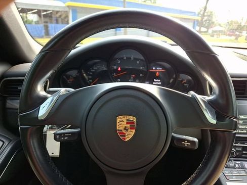 Used 2016 Porsche 911 Carrera RWD image 20