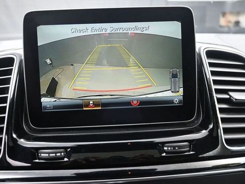 Used 2017 Mercedes-Benz GLS 450 4MATIC image 12