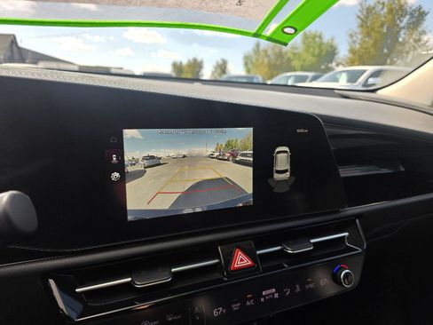 Used 2024 Kia Niro Wind w/ Wind Preserve Package FWD image 16