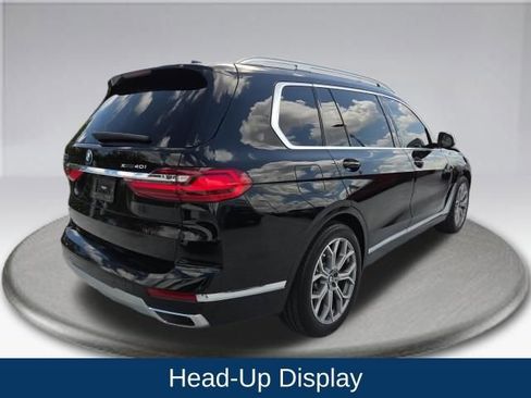 Used 2022 BMW X7 xDrive40i w/ Premium Package image 11