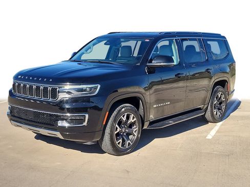 Used 2024 Jeep Wagoneer Series III AWD/4WD image 1