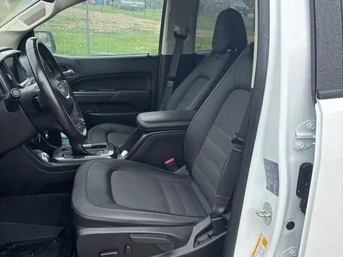 Used 2022 GMC Canyon AT4 w/ Trailering Package AWD/4WD image 17