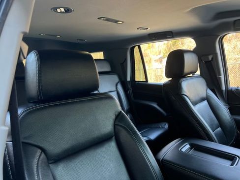 Used 2019 GMC Yukon SLE w/ Convenience Package image 29