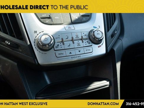 Used 2017 Chevrolet Equinox Premier w/ Enhanced Convenience Package image 8