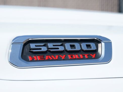 Used 2022 RAM 5500 SLT w/ Quick Order Package 27G SLT RWD image 49