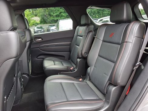 Used 2023 Dodge Durango GT AWD/4WD image 9