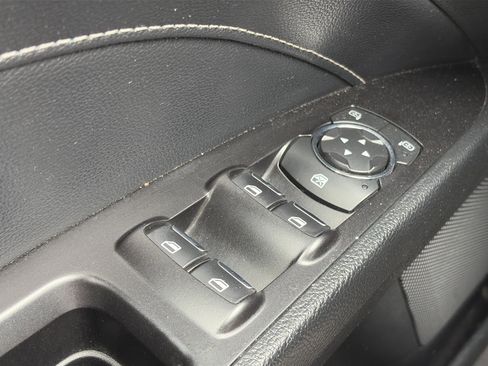 Used 2017 Ford Fusion Titanium image 27