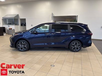 New 2025 Toyota Sienna Platinum