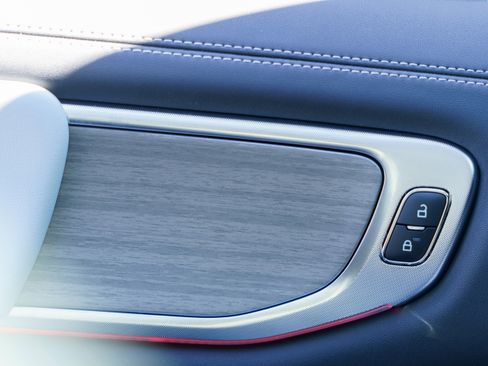 Used 2026 Ford Expedition Platinum image 21