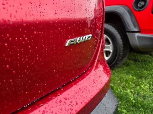 Used 2021 Ford Edge SEL w/ Convenience Package image 8