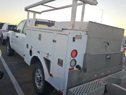 Used 2011 Chevrolet Silverado 2500 LT image 10