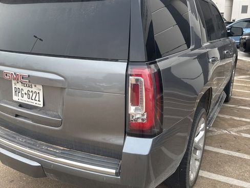 Used 2018 GMC Yukon Denali image 16