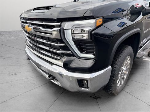 New 2026 Chevrolet Silverado 2500 LTZ w/ LTZ Convenience Package image 11
