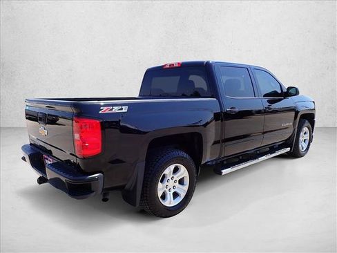 Used 2017 Chevrolet Silverado 1500 LT w/ All Star Edition AWD/4WD image 4