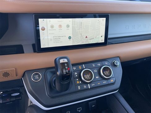 Used 2023 Land Rover Defender 110 X-Dynamic SE image 14