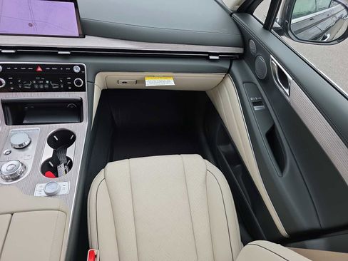 New 2026 Genesis GV80 2.5T Advanced image 33