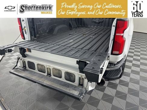 Used 2024 Chevrolet Silverado 2500 LTZ w/ LTZ Plus Package image 11