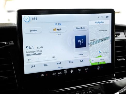 Used 2023 Ford Transit 350 XLT image 26