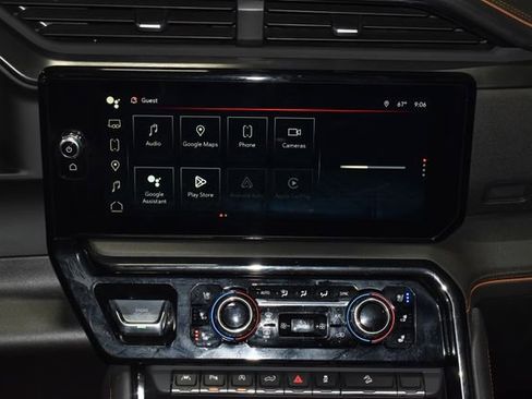 Used 2024 GMC Sierra 1500 AT4 w/ AT4 Preferred Package image 18