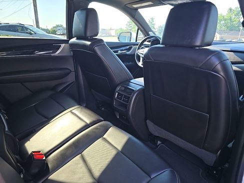 Used 2024 Cadillac XT5 Premium Luxury FWD image 37