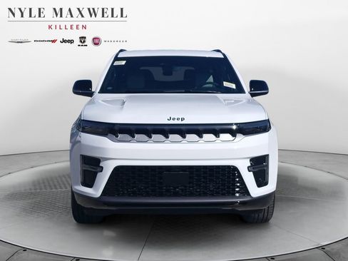 New 2026 Jeep Grand Wagoneer L 4WD image 18