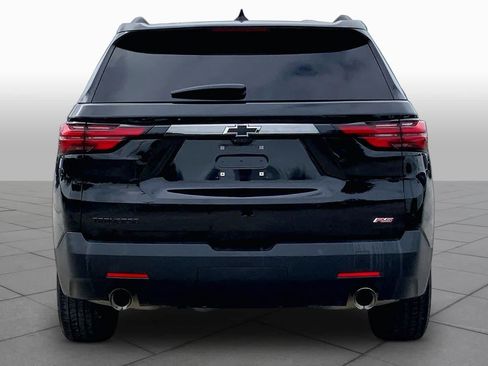 Used 2023 Chevrolet Traverse RS FWD image 5
