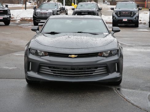 Used 2017 Chevrolet Camaro LT image 2