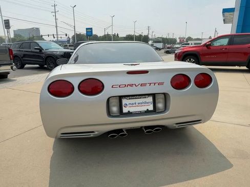Used 1999 Chevrolet Corvette Coupe w/ Memory Pkg RWD image 7