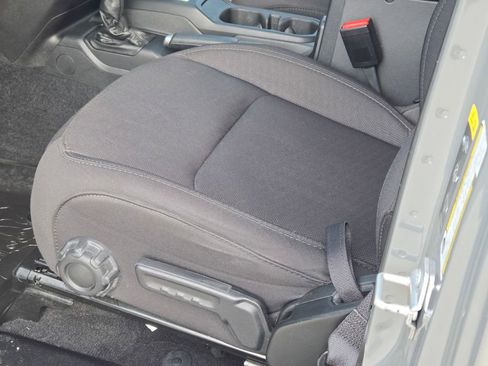 Used 2023 Jeep Wrangler Unlimited w/ Cold Weather Group image 30