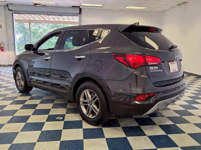 Used 2017 Hyundai Santa Fe Sport FWD image 5