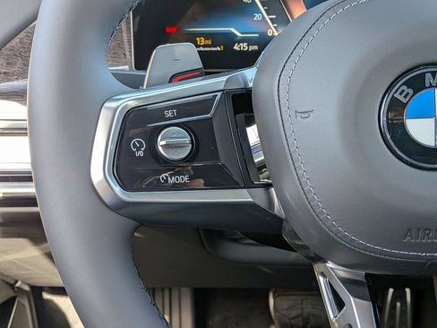 New 2026 BMW 740i w/ Premium Package RWD image 29