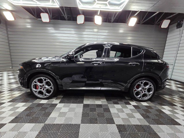 Used 2024 Alfa Romeo Tonale Veloce AWD/4WD image 9