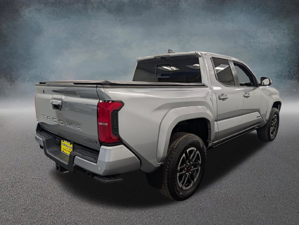 Used 2024 Toyota Tacoma Limited AWD/4WD image 5