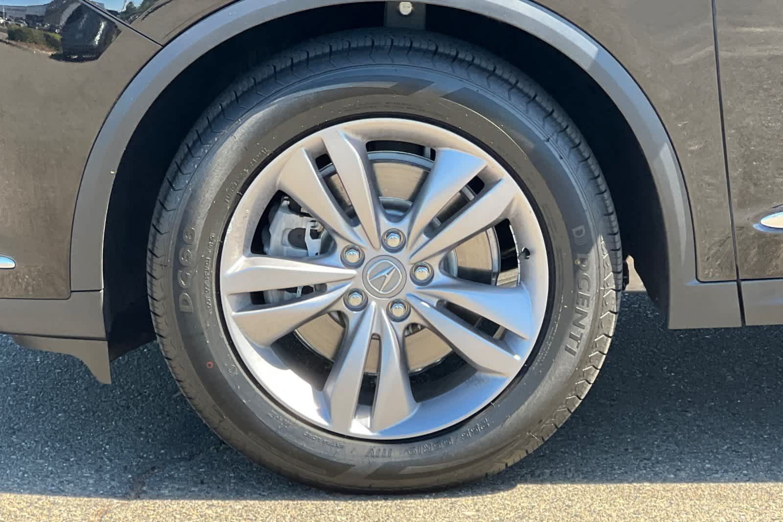 Used 2024 Acura MDX FWD image 32