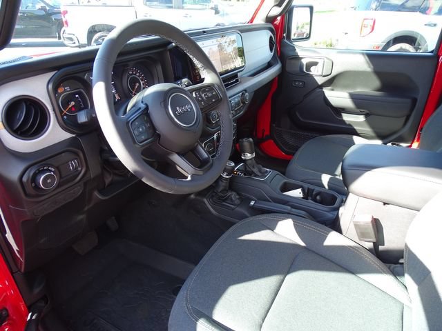 Used 2026 Jeep Wrangler Sport AWD/4WD image 11