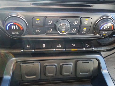 Used 2016 GMC Sierra 1500 SLT w/ SLT Preferred Package image 31