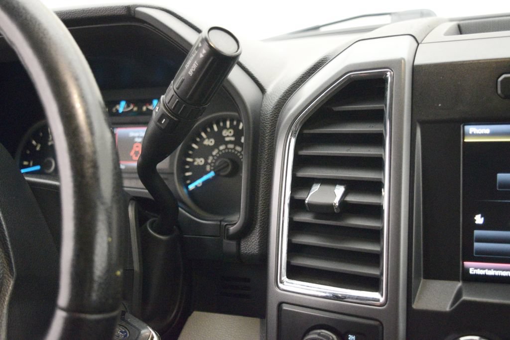 Used 2015 Ford F150 XLT w/ Equipment Group 302A Luxury AWD/4WD image 25
