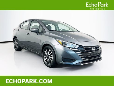 Used 2025 Nissan Versa SV FWD image 1