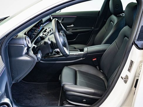 Certified 2025 Mercedes-Benz CLA 250 4MATIC image 19