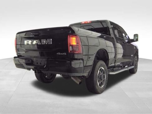 Used 2026 RAM 2500 Laramie AWD/4WD image 7