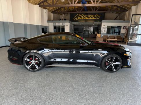 Used 2018 Ford Mustang Coupe w/ Black Accent Pkg RWD image 8