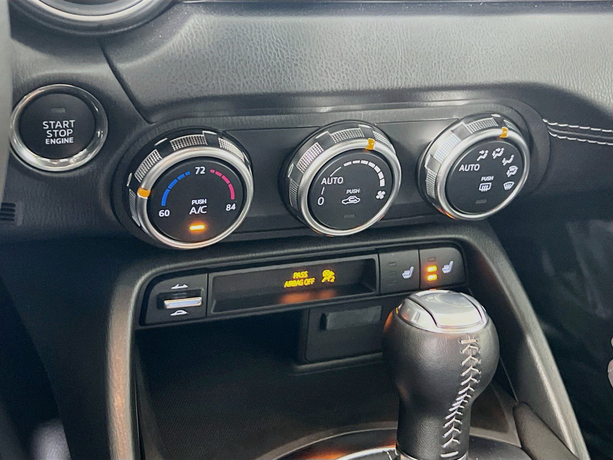Used 2024 MAZDA MX-5 Miata RF Grand Touring RWD image 16