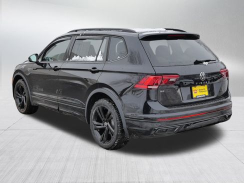 Certified 2023 Volkswagen Tiguan SE R-Line image 5