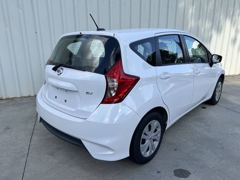 Used 2017 Nissan Versa Note SV FWD image 3