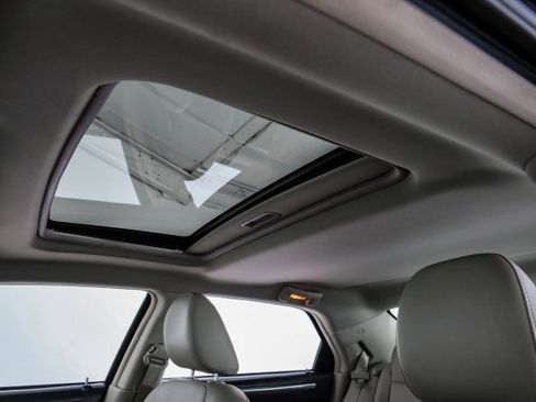 Used 2006 Chrysler 300 Touring image 20