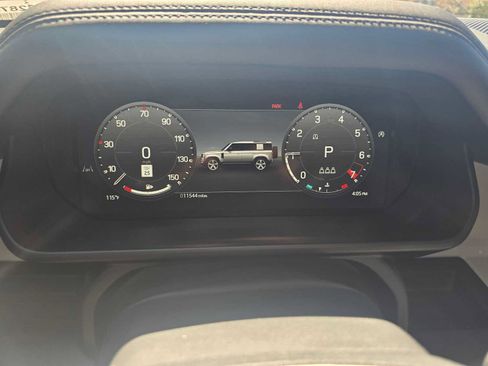 Used 2025 Land Rover Defender 110 S AWD/4WD image 25