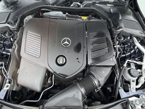 Used 2023 Mercedes-Benz C 300 Sedan image 28