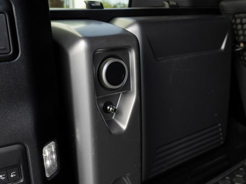 Used 2023 Land Rover Defender 110 Carpathian Edition AWD/4WD image 28