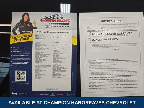 Used 2019 Jeep Cherokee Latitude Plus w/ Cold Weather Group AWD/4WD image 43